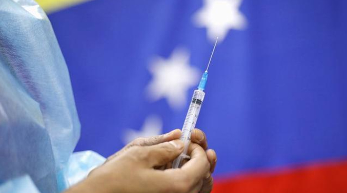 Venezolanos esperan sin certezas la segunda dosis de vacunas anticovid