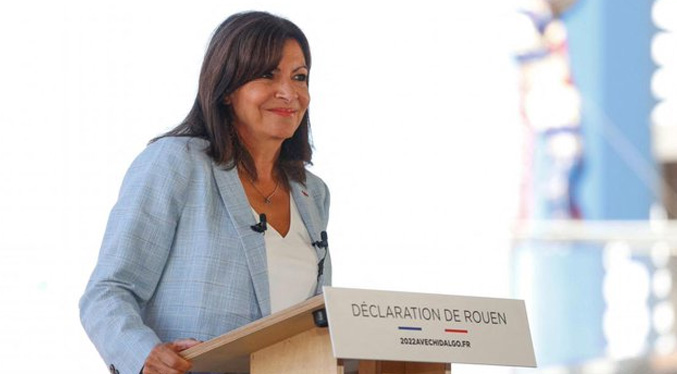La alcaldesa de París se lanza a la carrera por presidir Francia