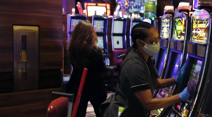 Tributos beneficiarán a municipios que albergan bingos y casinos