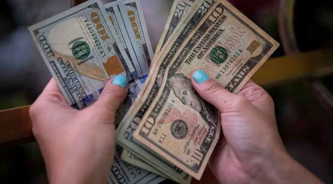 Dólar paralelo supera los cinco millones de bolívares