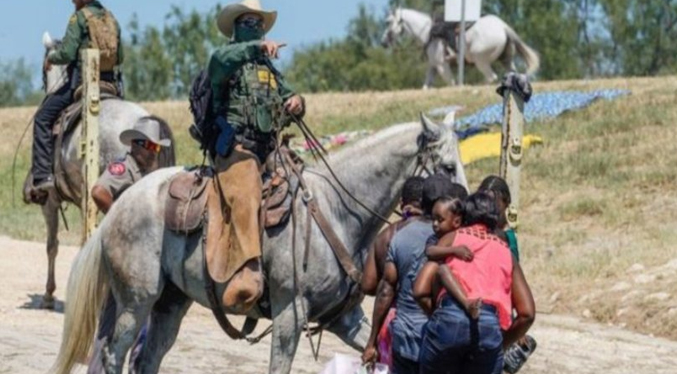 EEUU suspende el uso de caballos para patrullar en la frontera con México