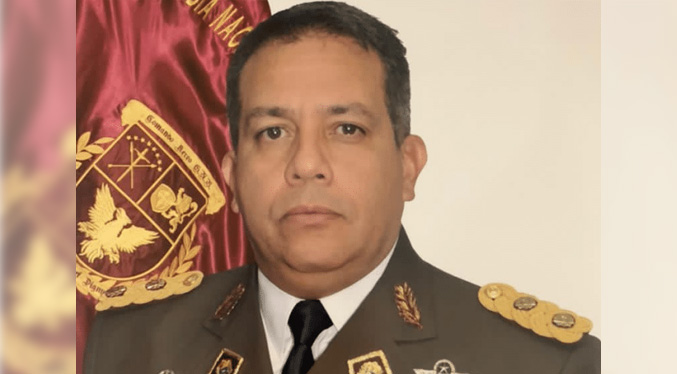 Dictan medida cautelar al general Pedro Naranjo por problemas de salud