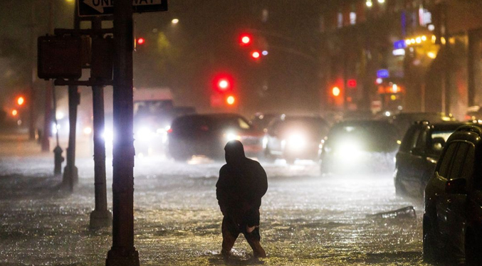 Al menos ocho muertos dejan lluvias en Nueva York y Nueva Jersey