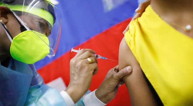 Ejecutivo asegura que el 40 % de población venezolana está vacuna contra el COVID-19
