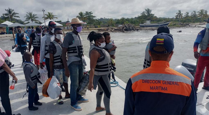 Unos 19.000 haitianos varados entre Colombia y Panamá