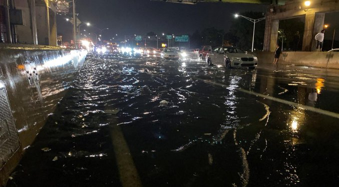 La gobernadora de Nueva York pidió a la gente permanecer en sus casas por la tormenta Ida