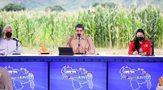 Maduro acusa a sectores de poder de EEUU de intentar «reventar el diálogo»