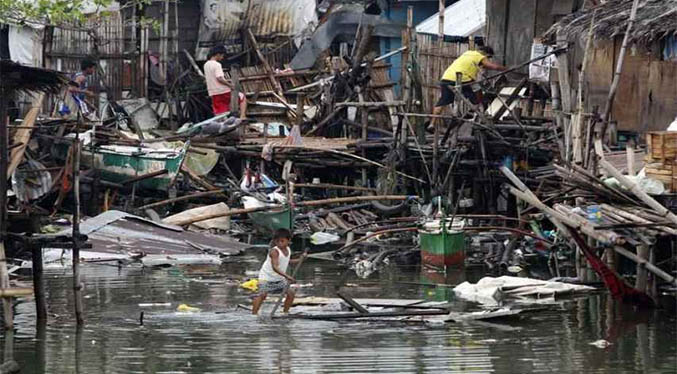 Tifón Conson deja 12 desaparecidos y 12 mil afectados en Filipinas