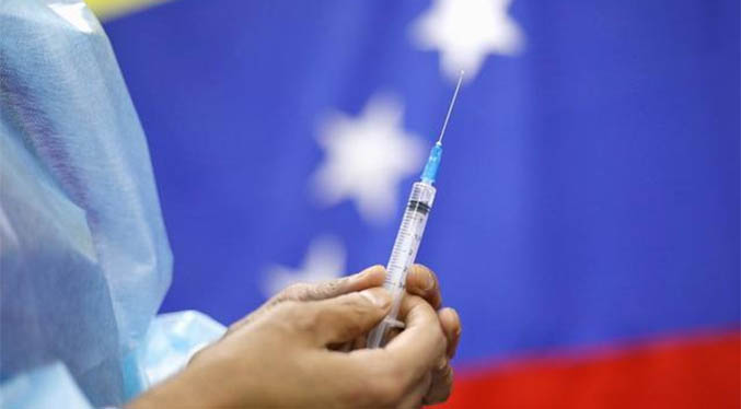 Especialista: 24 % de la población venezolana ha recibido al menos una dosis de las vacunas anticovid