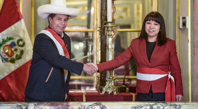 Perú tiene nueva primera ministra mujer
