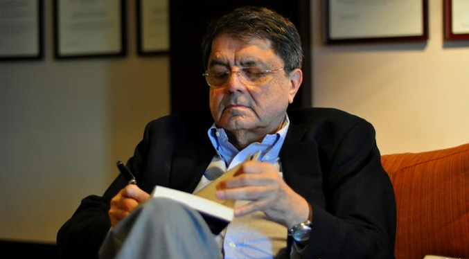 Escritor nicaragüense Sergio Ramírez se exilia en España