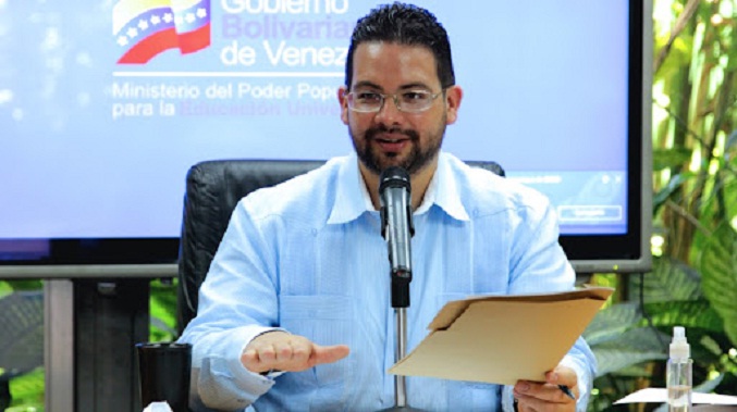 Designan a César Trompiz como embajador de Venezuela en Bolivia