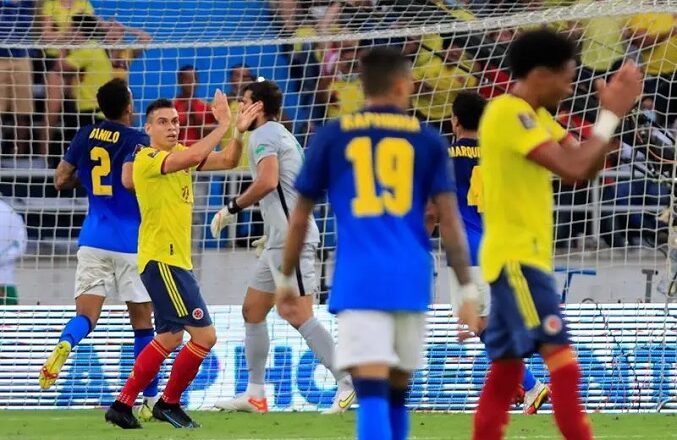 Ospina brilla para que Colombia sea la primera en sacar puntos a Brasil