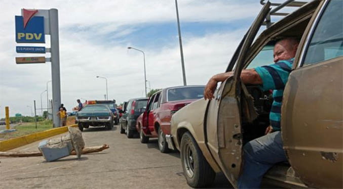 Transportistas de Zulia: “El problema del combustible nos empañó la Navidad”