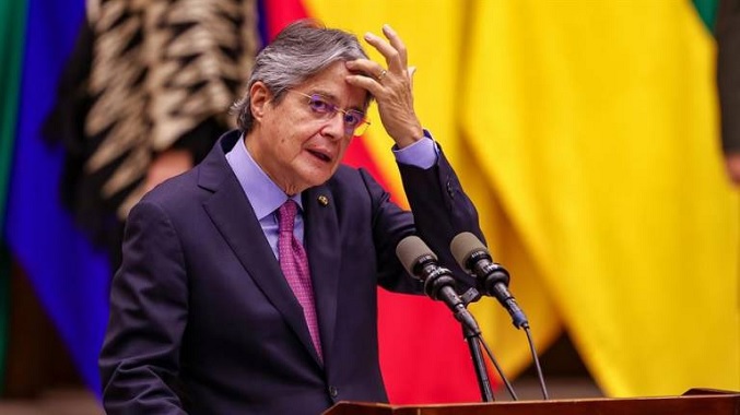 Legisladora ve en encrucijada al presidente de Ecuador por papeles de Pandora