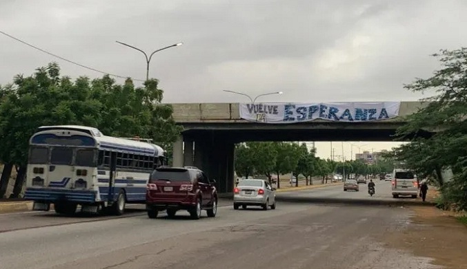 Rosales agradece muestra de cariño por pancartazo de «vuelve la esperanza» en Maracaibo