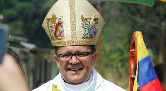 Monseñor Luis Enrique Rojas da positivo al COVID-19 en Mérida