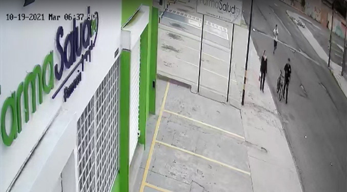Lo asesinan frente a su esposa para quitarle la bicicleta en Maracaibo (Videos)