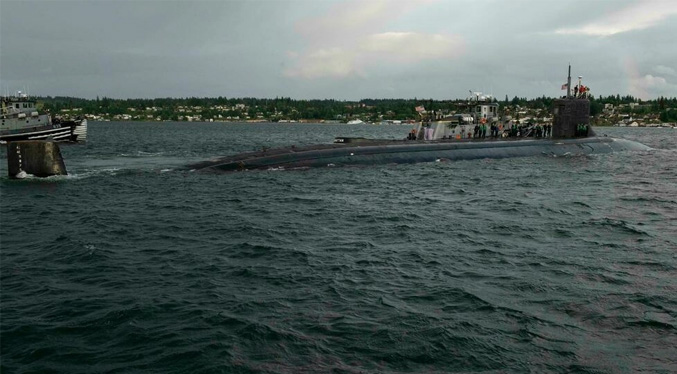 Submarino de EEUU accidentado llegó a isla de Guam con 11 heridos