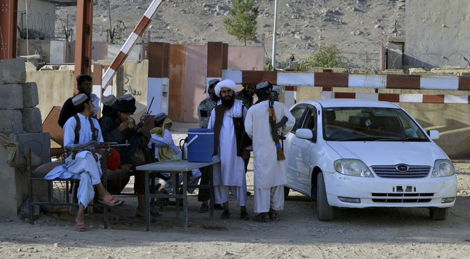 Misterioso «líder supremo» talibán hace primera aparición pública