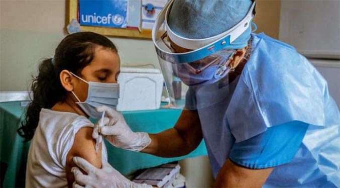 Ecuador vacunará a menores de entre 5 y 11 con dosis de Sinovac y Pfizer