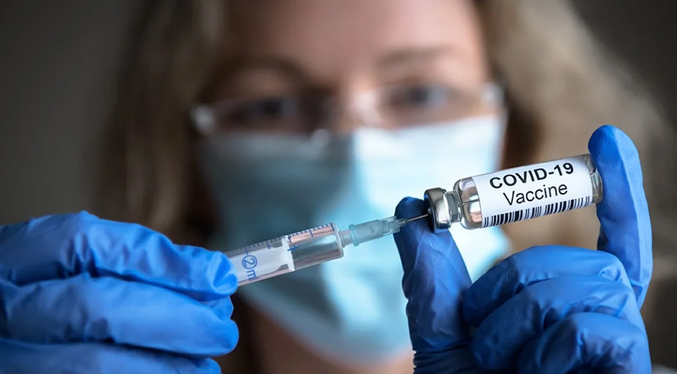 En dos semanas BioNTech tendrá datos de la eficacia de la vacuna frente a la nueva variante
