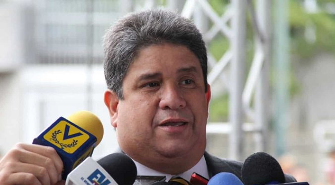 Diputado Correa insiste en que la oposición presente candidaturas únicas