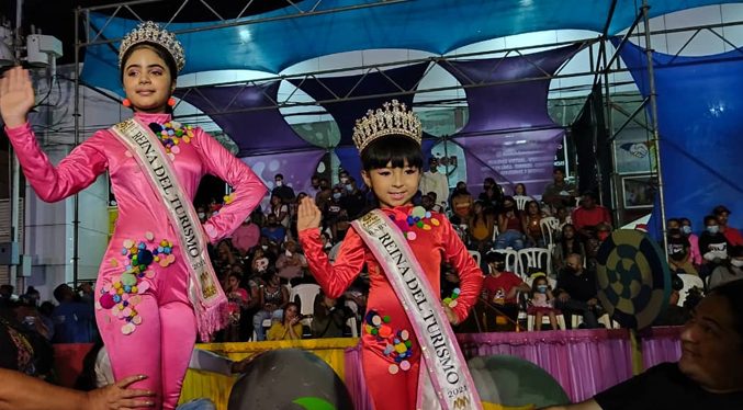 Sanfranciscanos disfrutaron del desfile de la Feria y de una cabalgata en honor a La Chinita