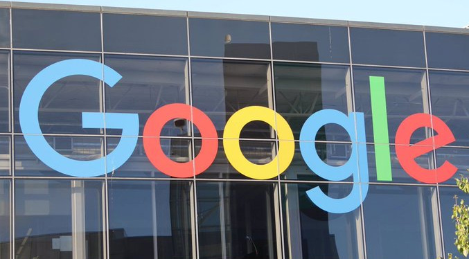 UE confirma multa de 2.420 millones de euros a Google por abuso de posición dominante