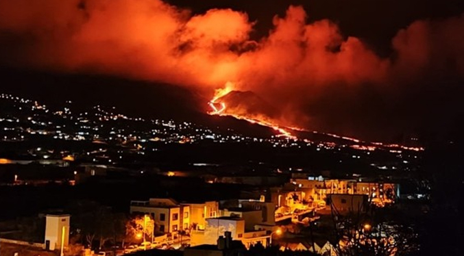 El volcán La Palma registra más de 130 terremotos este 30-N (Video)