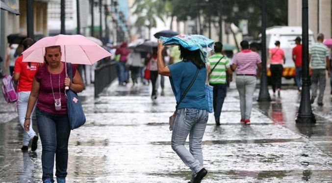 Inameh pronostica lluvias y descargas eléctricas en varios estados de Venezuela para este 26-N
