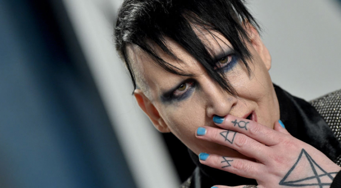 Policía de EEUU registra casa de Marilyn Manson por acusaciones de agresión sexual