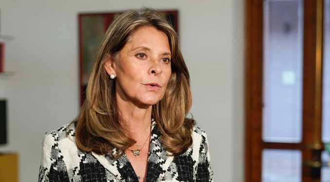 La vicepresidenta colombiana está en valoración médica tras sufrir una caída