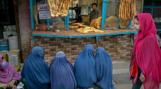 Unicef: Crisis en Afganistán empuja a más familias a prometer a las niñas en matrimonio