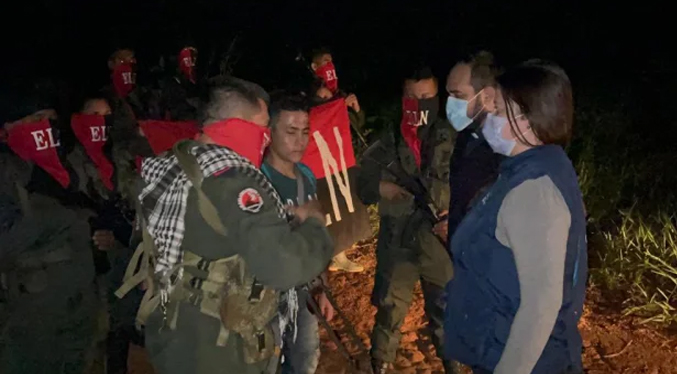Liberan a soldado colombiano secuestrado durante dos meses por ELN