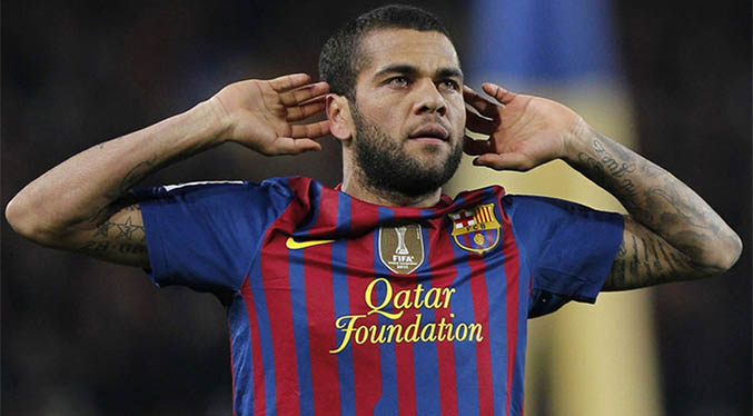 Dani Alves vuelve al Barcelona