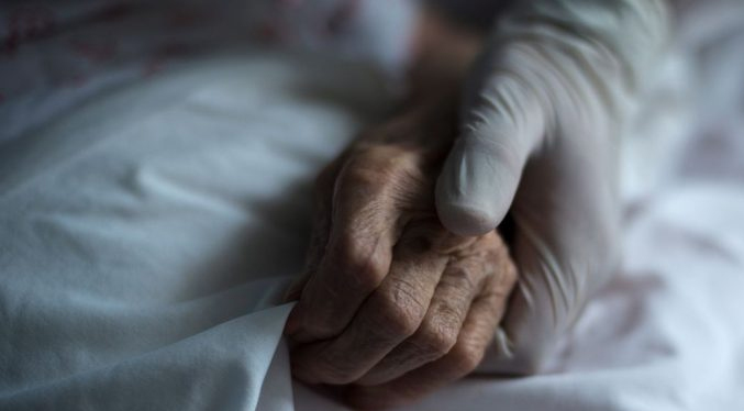 Fallecen siete ancianos de un paro cardíaco tras participar en una orgía
