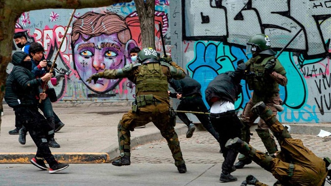 Dos muertos deja enfrentamiento en zona militarizada de Chile