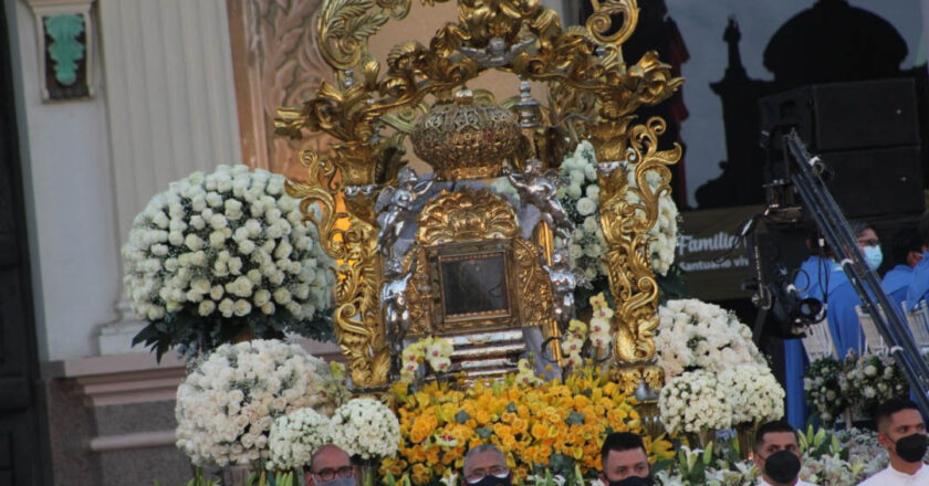 Misa de La Aurora de La Chinita se realizará la madrugada de este domingo