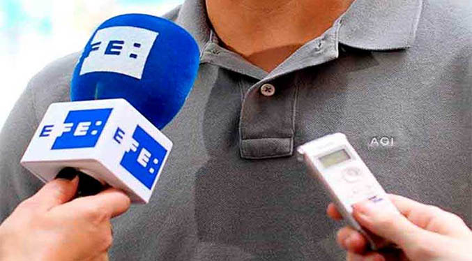 Cuba restituye otras dos credenciales de prensa al equipo de EFE en La Habana