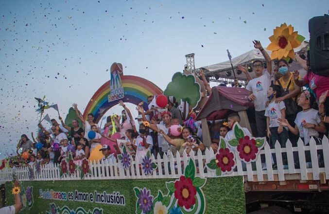 Desfile de la Feria de La Chinita 2021 llena de color la Vereda del Lago