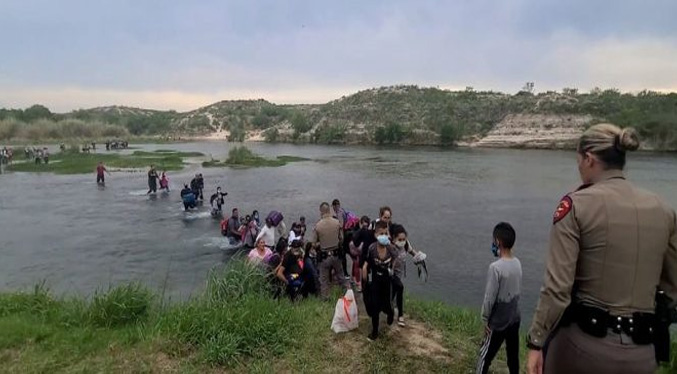 Patrulla fronteriza en Texas interceptó a más de 160 migrantes venezolanos