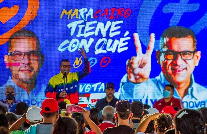 Prieto y Casanova juramentan a los testigos electorales del 21-N en Maracaibo