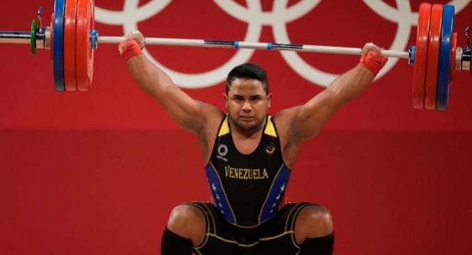 Keydomar Vallenilla gana oro en Panamericano de pesas