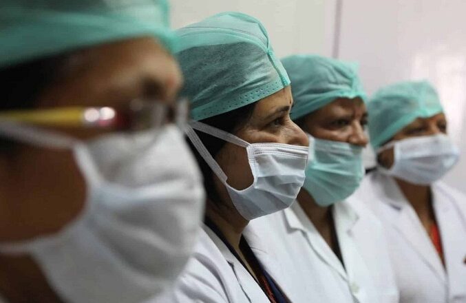 FMV: 850 trabajadores de la salud han muerto por COVID-19 desde llegada de la pandemia