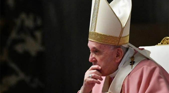El Papa expresa cercanía a primer ministro Irak tras «vil acto de terrorismo»