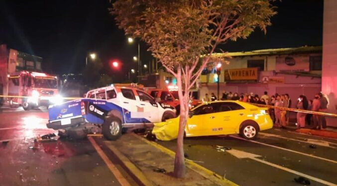 Dos fallecidos y siete personas heridas en un siniestro de tránsito en Quito