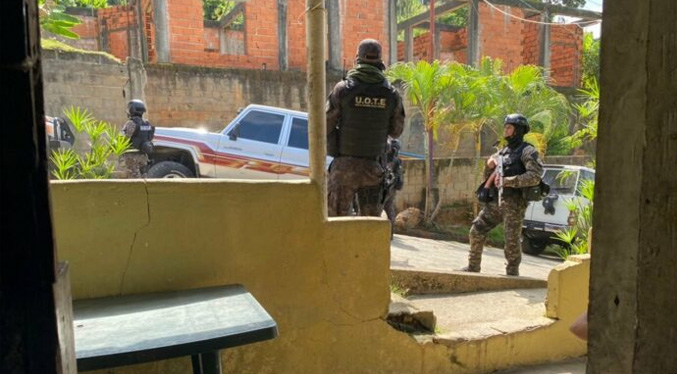 Enfrentamiento entre funcionarios de seguridad y banda delictiva deja 8 muertos
