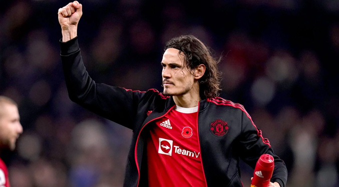 El Manchester United suma un punto en Newcastle gracias a Cavani