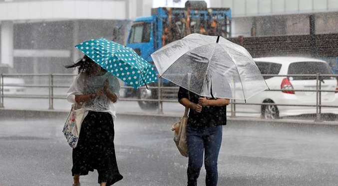 Inameh pronostica lluvias dispersas, nubosidad, actividad eléctrica y fuertes marejadas en Venezuela